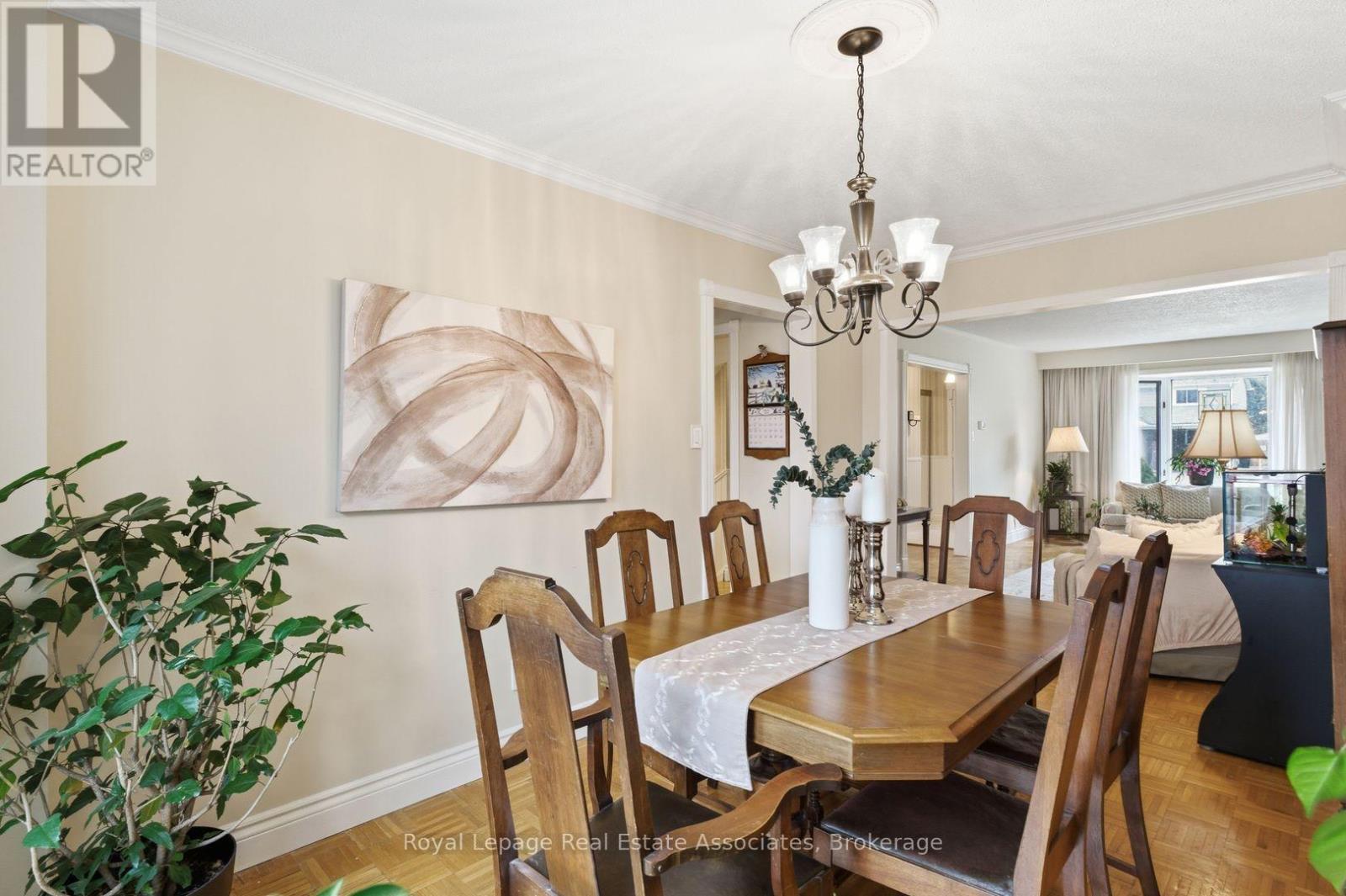 3244 Mainsail Crescent, Mississauga, ON - Indoor Photo Showing Dining Room