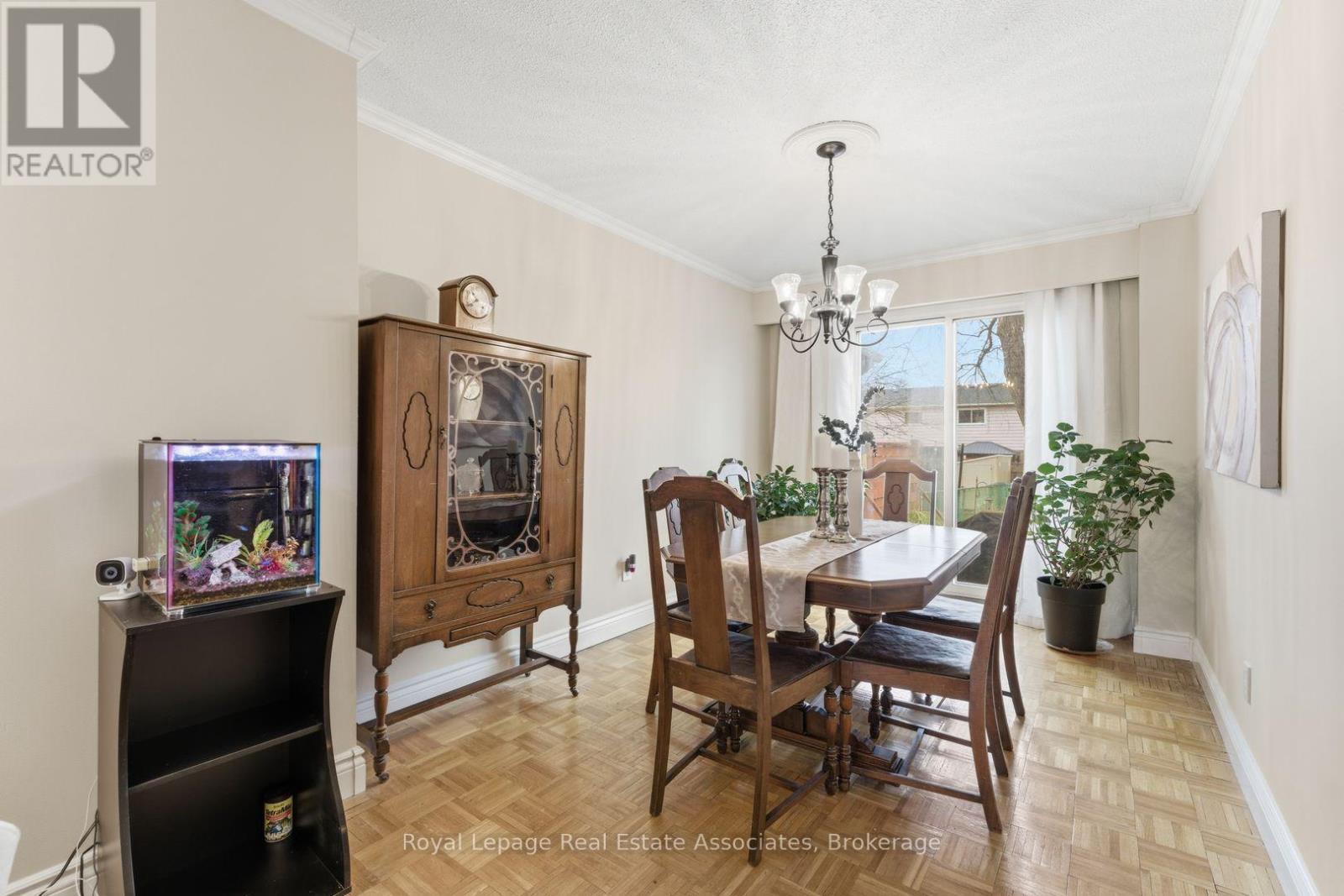 3244 Mainsail Crescent, Mississauga, ON - Indoor Photo Showing Dining Room
