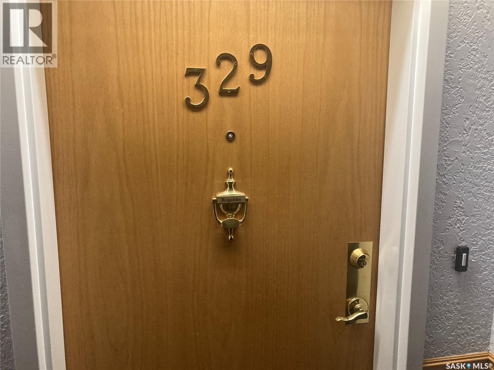 329 325 Keevil Crescent, Saskatoon, SK - Indoor