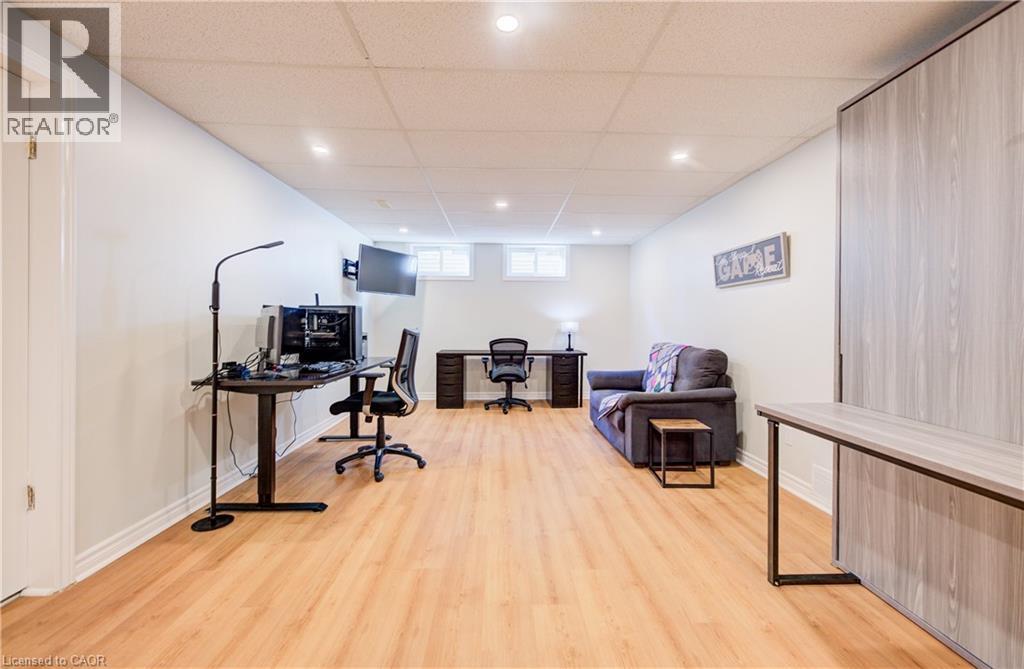 Amazing flex space for home office or Netflix binging. - 63 Kingston Crescent, Kitchener, ON - Indoor