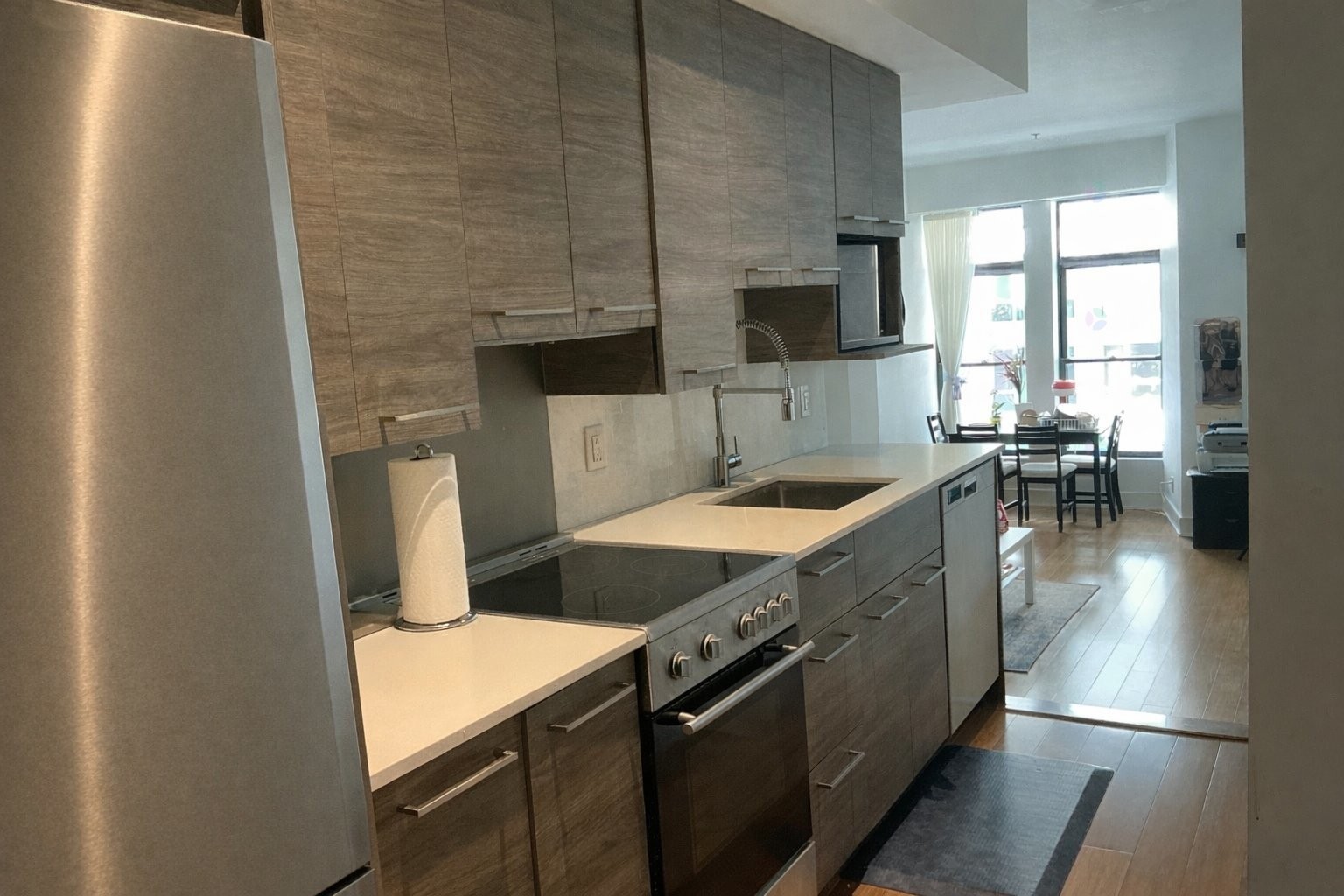 Kitchen - 302-1212 Rue Bishop, Montréal (Ville-Marie), QC - Indoor Photo Showing Kitchen