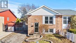 121 ROCKWOOD AVENUE St. Catharines (Secord Woods), ON L2P 3S1