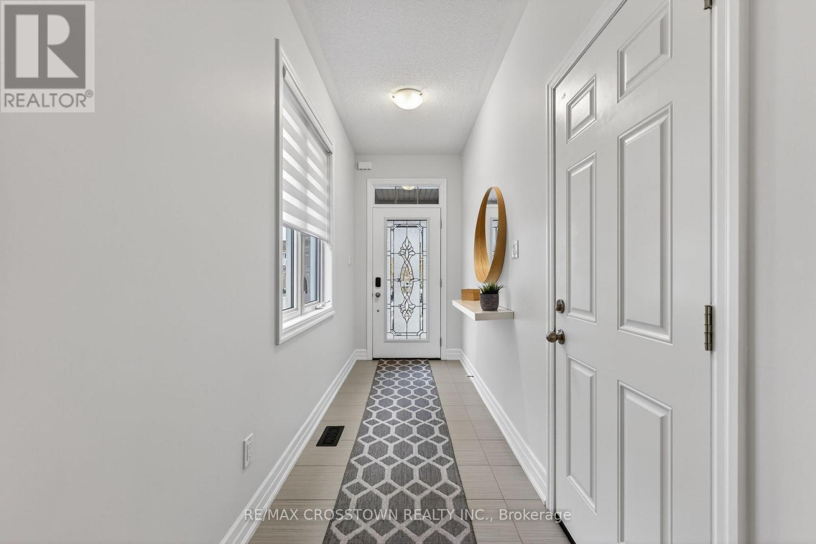 30 Hutton Crescent, Essa, ON - Indoor Photo Showing Other Room