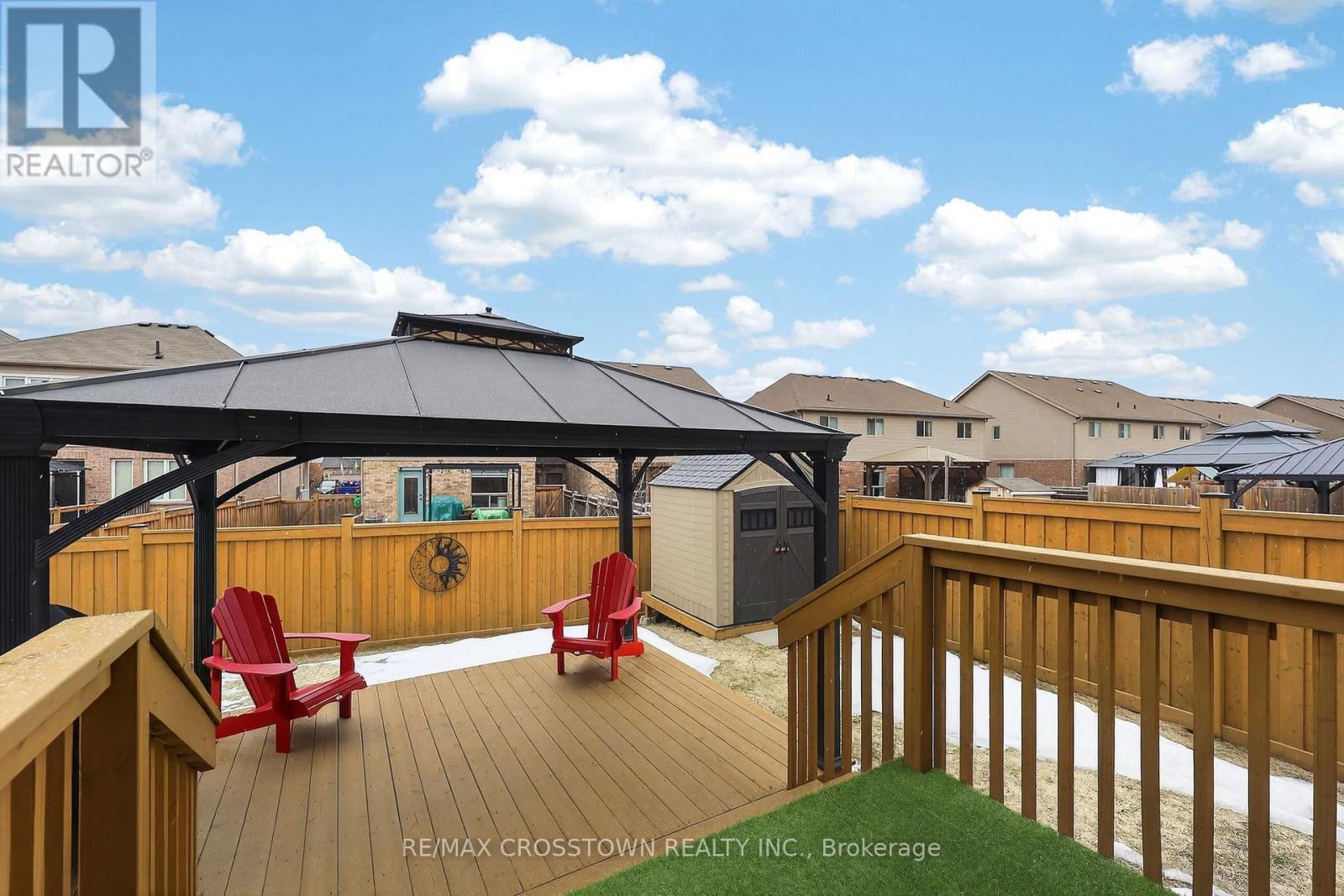 30 Hutton Crescent, Essa, ON - Outdoor With Deck Patio Veranda