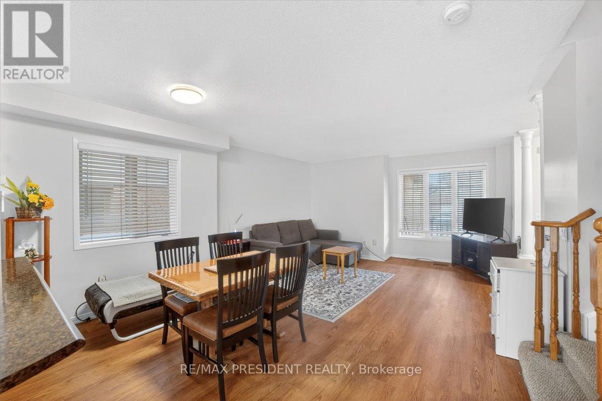 2957 Jackson Drive, Burlington, ON - Indoor