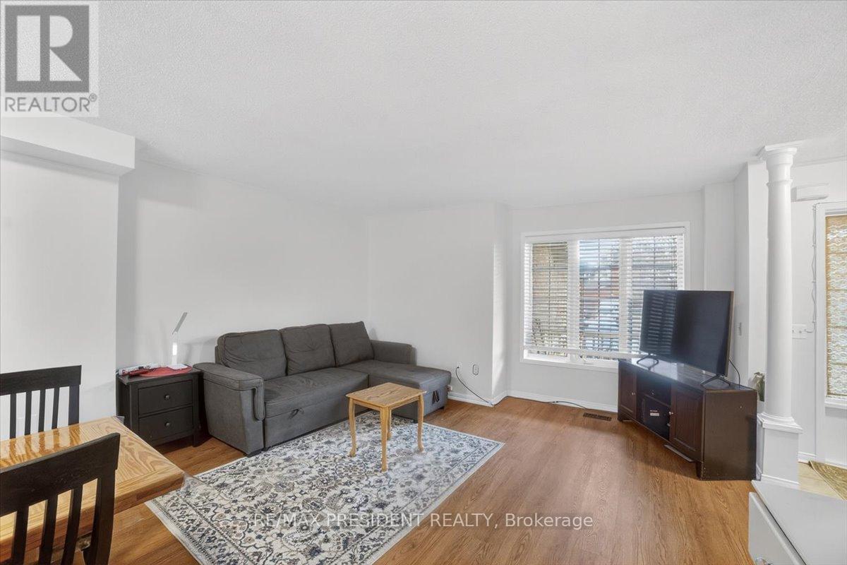 2957 Jackson Drive, Burlington, ON - Indoor Photo Showing Living Room