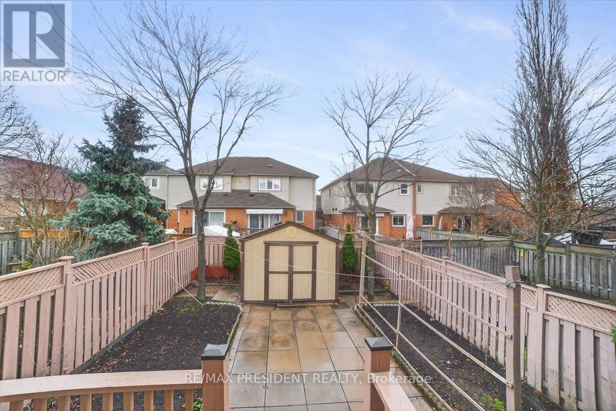 2957 Jackson Drive, Burlington, ON - Outdoor