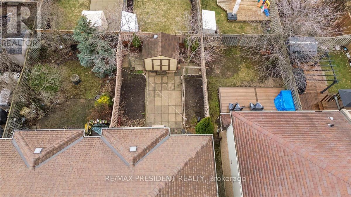 2957 Jackson Drive, Burlington, ON - Outdoor