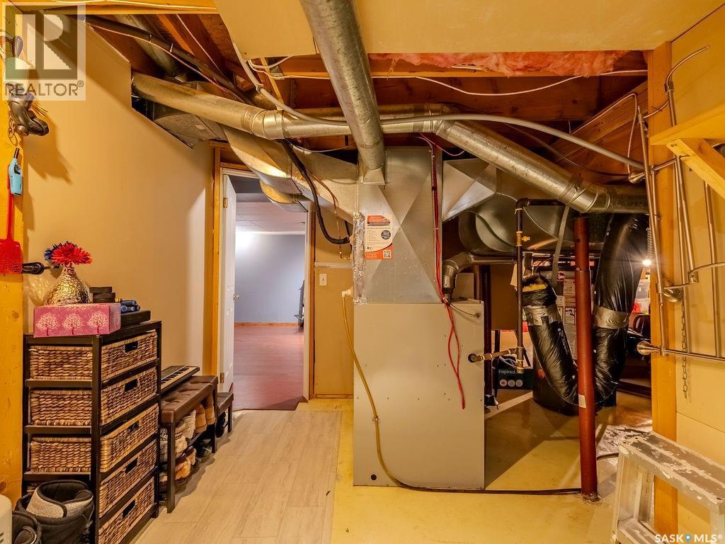 2306 Kenderdine Road, Saskatoon, SK - Indoor Photo Showing Basement