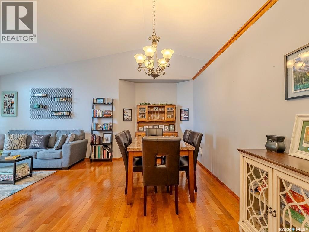 2306 Kenderdine Road, Saskatoon, SK - Indoor