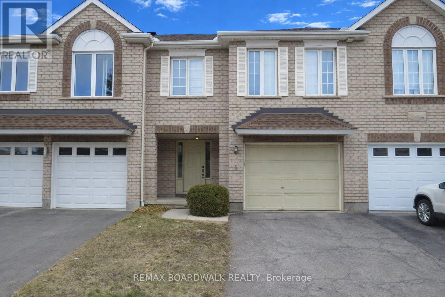 5 Maple Park Private, Ottawa, ON - Outdoor With Facade