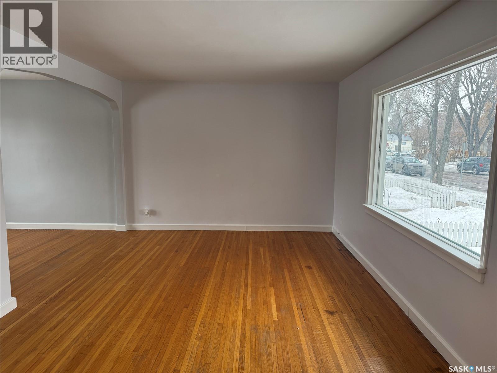 1318 B Avenue N, Saskatoon, SK - Indoor Photo Showing Other Room