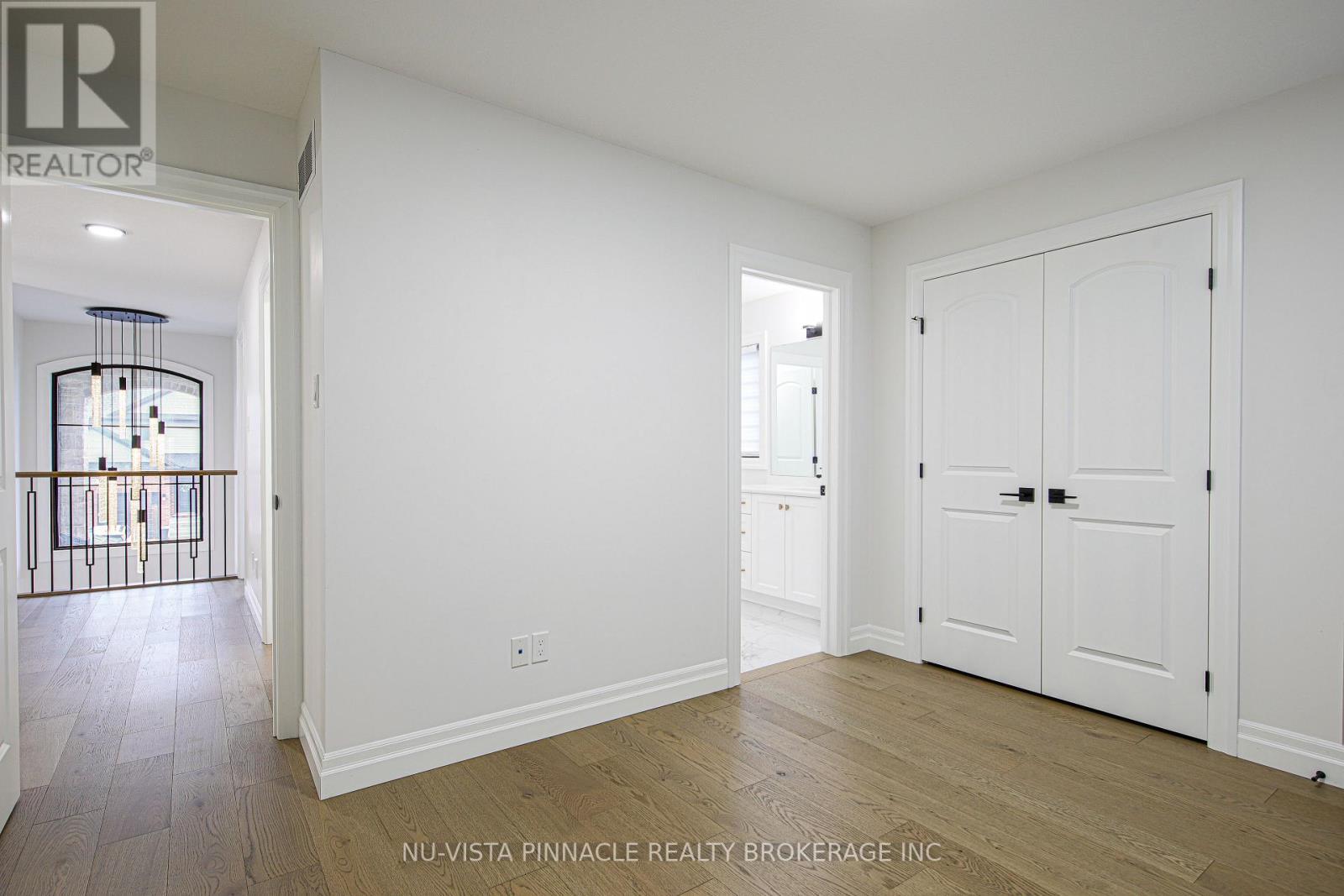 1932 Trailsway Drive, London South (South B), ON - Indoor Photo Showing Other Room