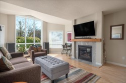 17-6245 Blueback Rd Nanaimo, BC V9V 1N7