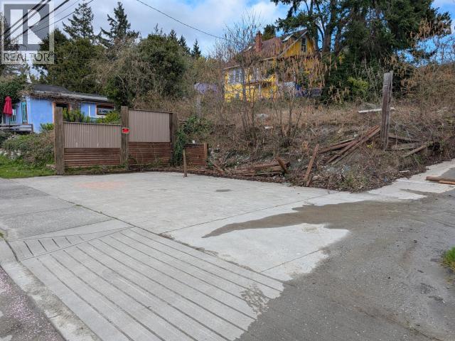 4572 Marine Ave, Powell River, BC