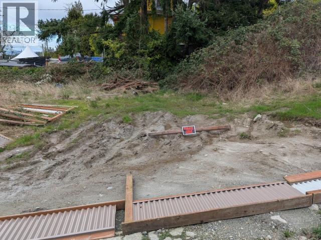 4572 Marine Ave, Powell River, BC