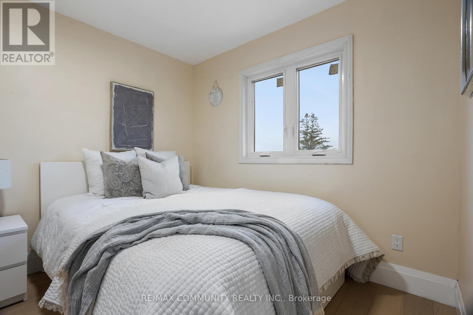 127 Glenvalley Drive, Cambridge, ON - Indoor Photo Showing Bedroom