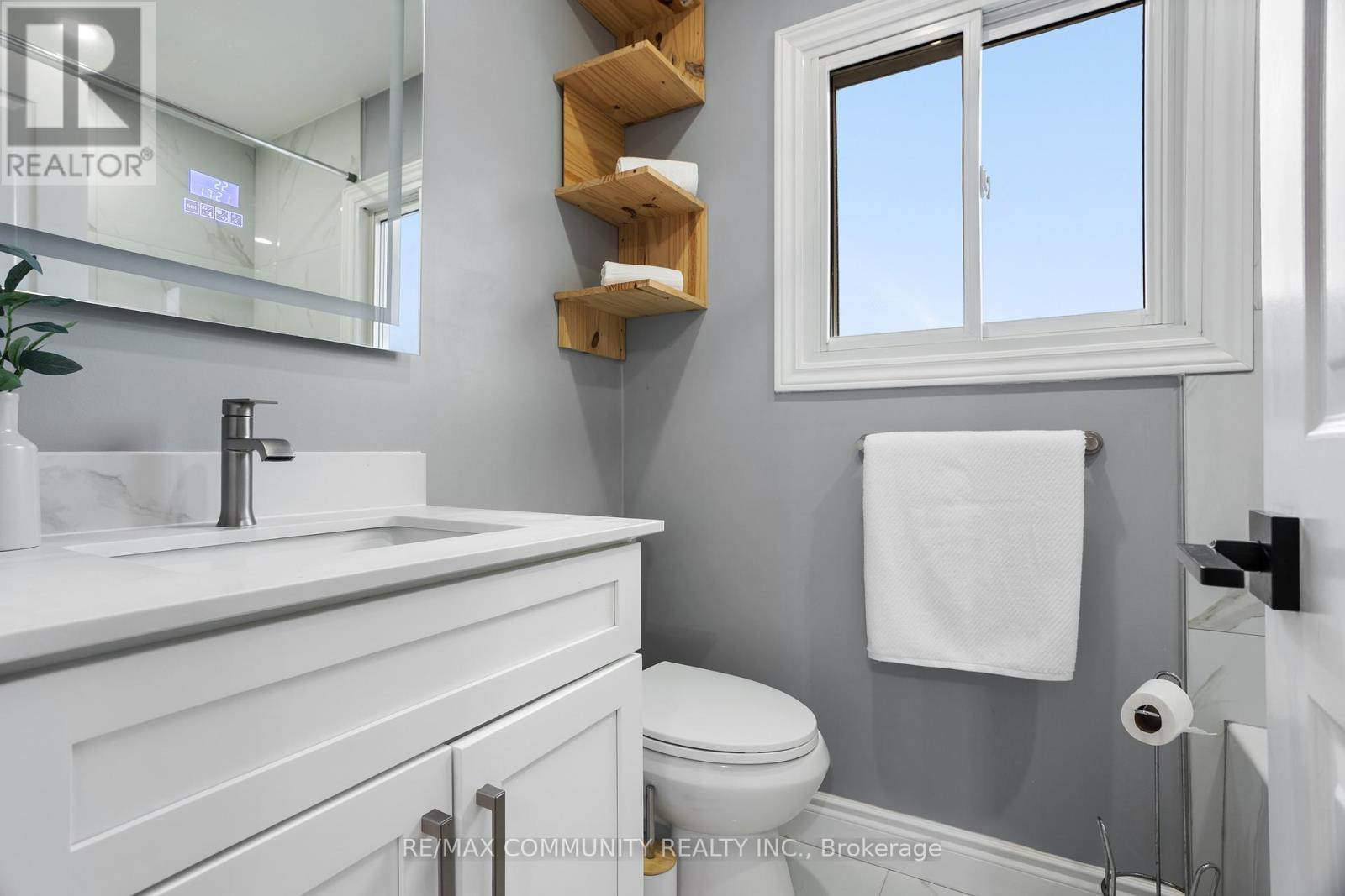 127 Glenvalley Drive, Cambridge, ON - Indoor Photo Showing Bathroom