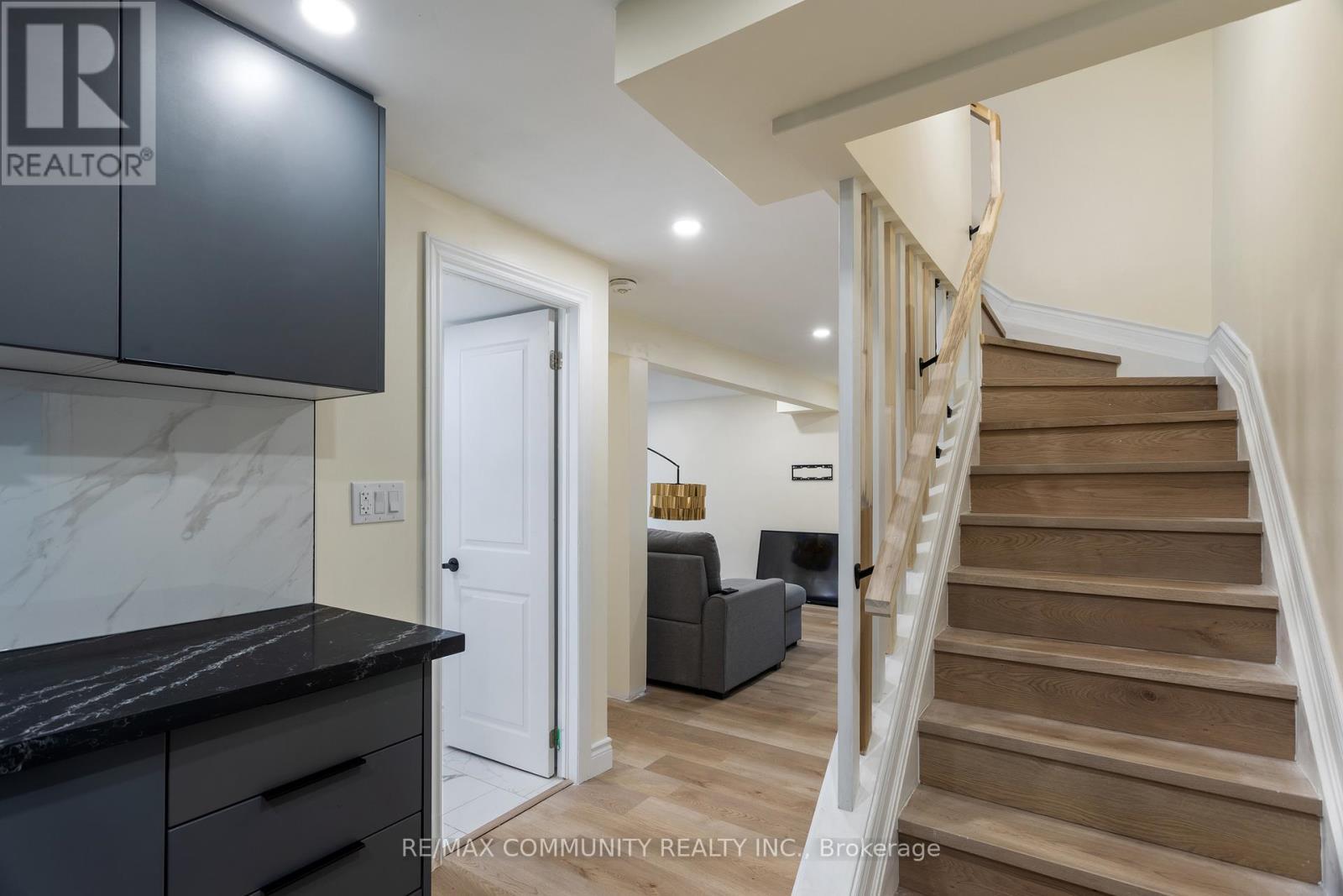127 Glenvalley Drive, Cambridge, ON - Indoor Photo Showing Other Room