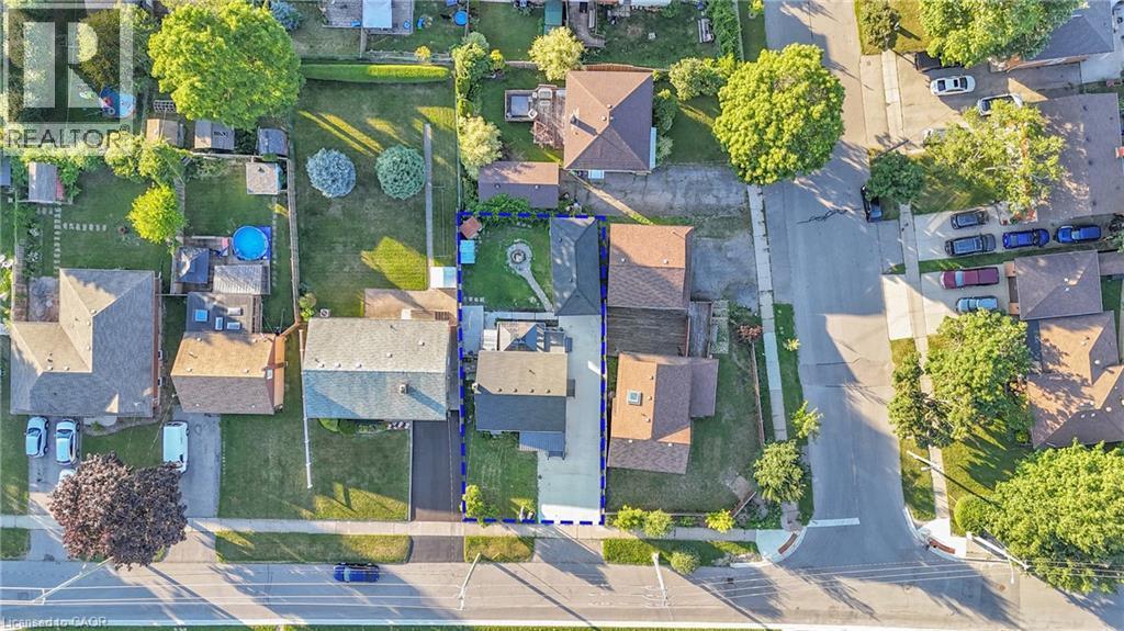 Aerial view of residential area - 84 Avalon Place, Kitchener, ON - Outdoor With View