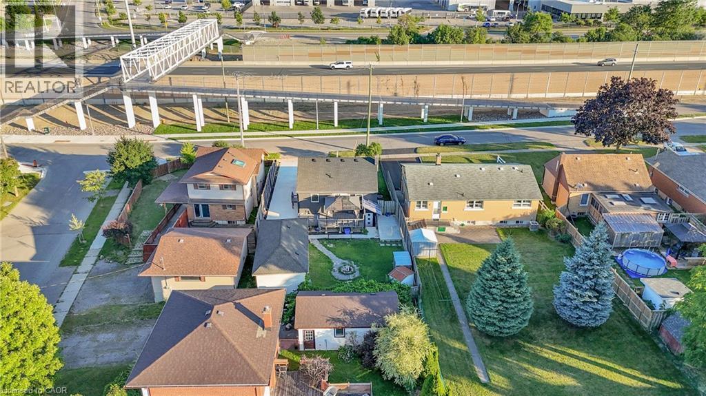 Aerial view of residential area - 84 Avalon Place, Kitchener, ON - Outdoor With View