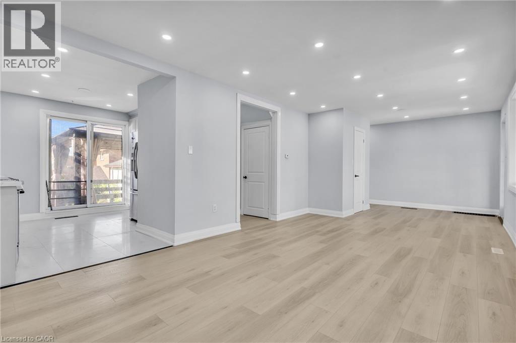 84 Avalon Place, Kitchener, ON - Indoor Photo Showing Other Room