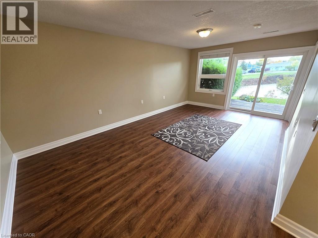 5 Jaczenko Terrace, Hamilton, ON - Indoor Photo Showing Other Room