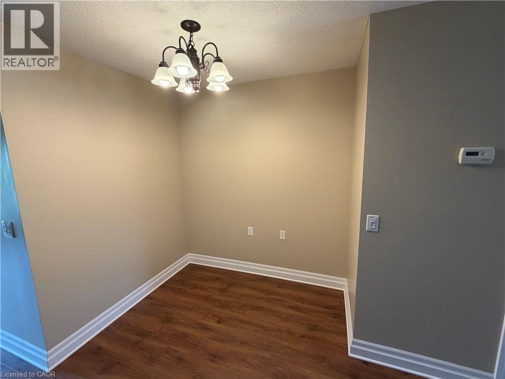 5 Jaczenko Terrace, Hamilton, ON