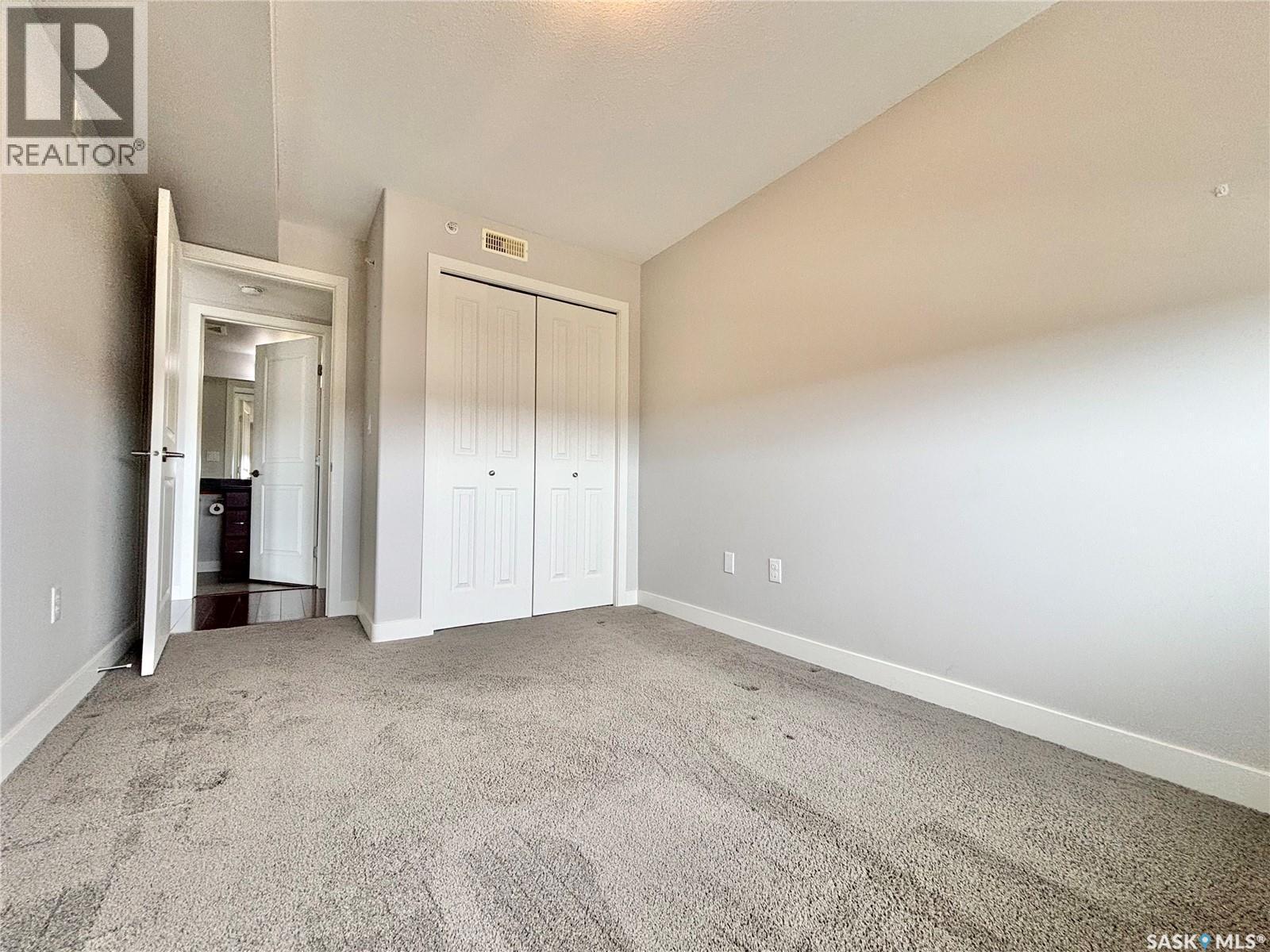 302 333 Morrison Drive, Yorkton, SK - Indoor Photo Showing Other Room