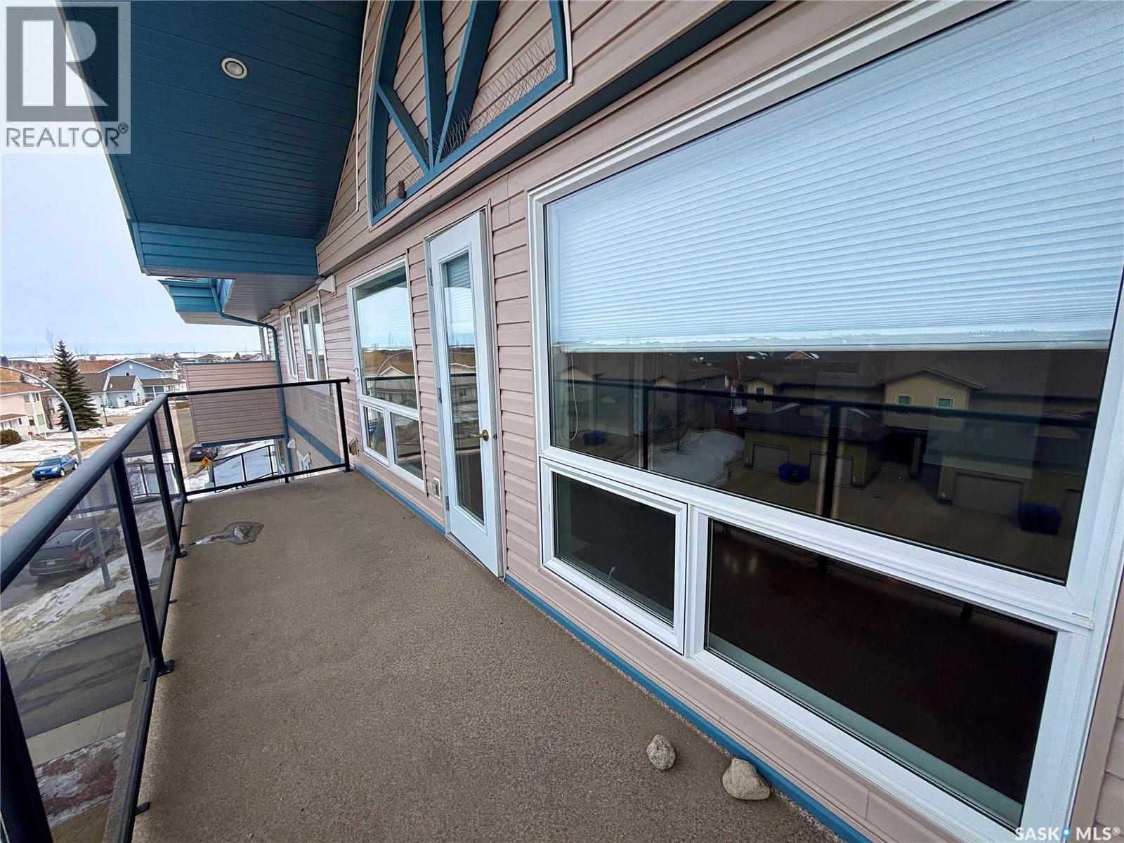 302 333 Morrison Drive, Yorkton, SK - Outdoor With Balcony With Exterior
