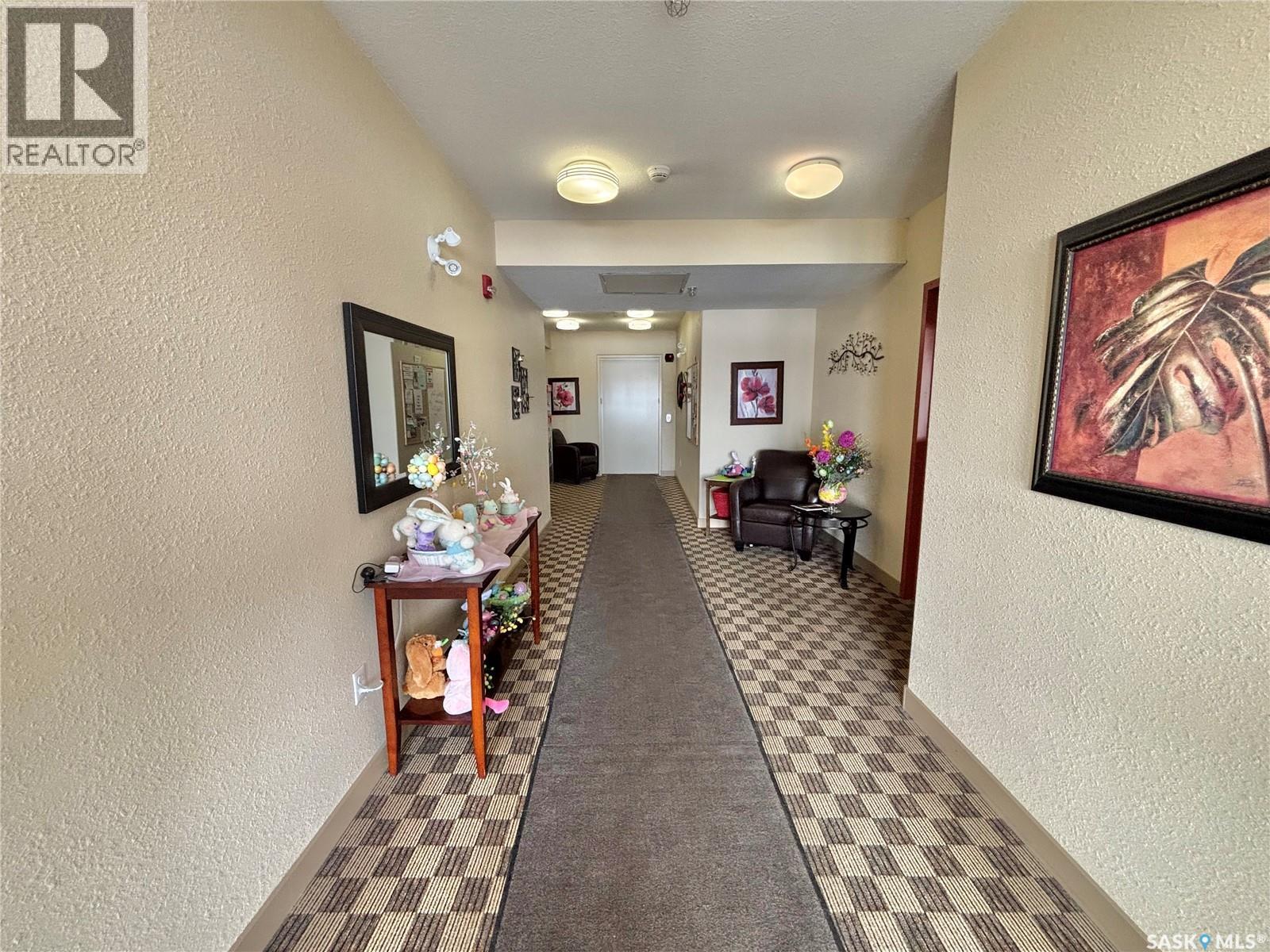 302 333 Morrison Drive, Yorkton, SK - Indoor Photo Showing Other Room