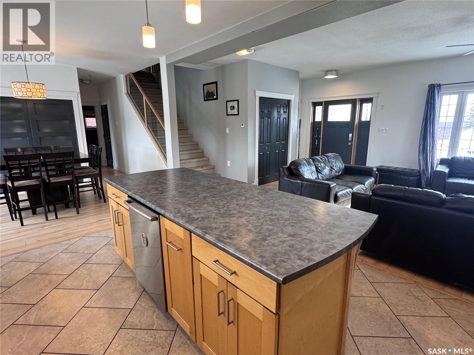 237 Eagle Point Drive, La Ronge, SK - Indoor