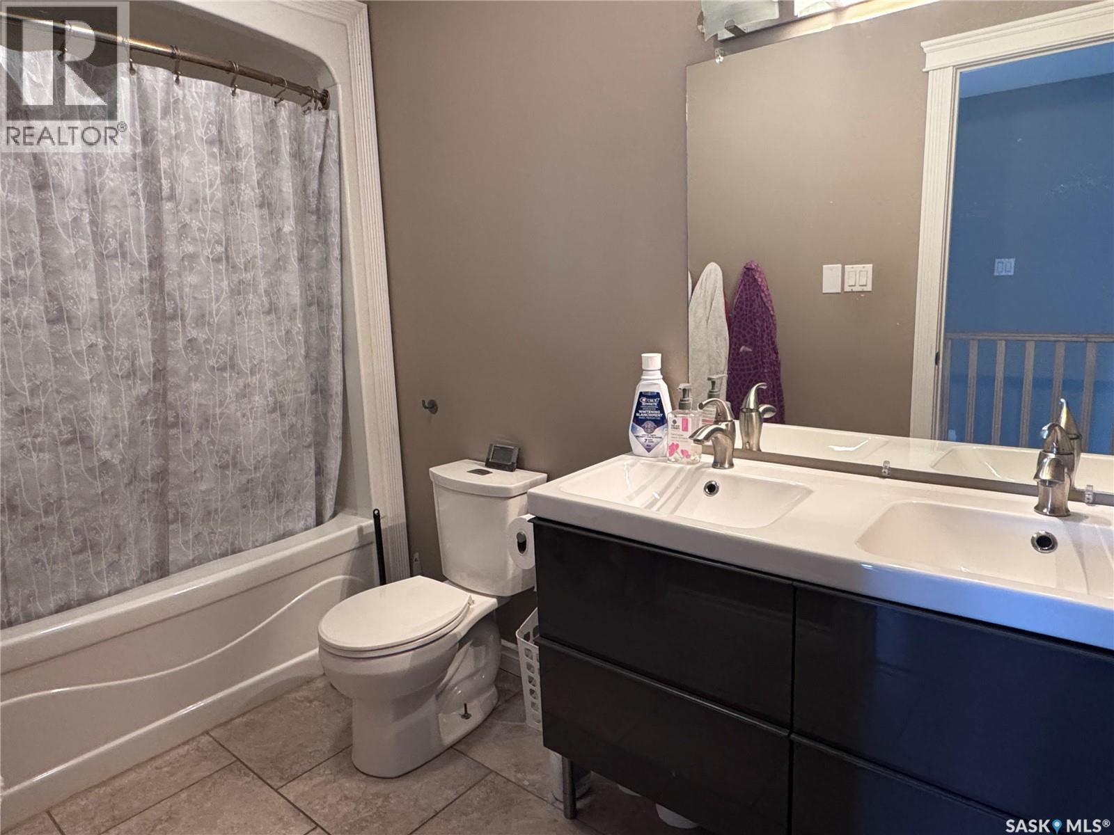 237 Eagle Point Drive, La Ronge, SK - Indoor Photo Showing Bathroom