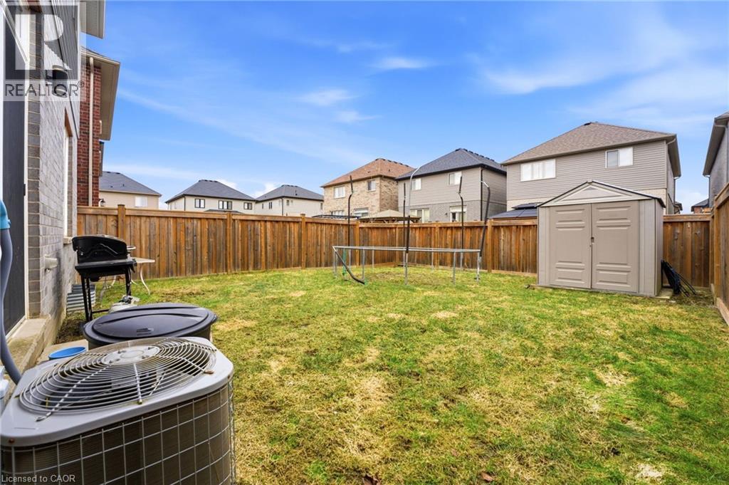 86 Fairgrounds Drive, Binbrook, ON - Outdoor