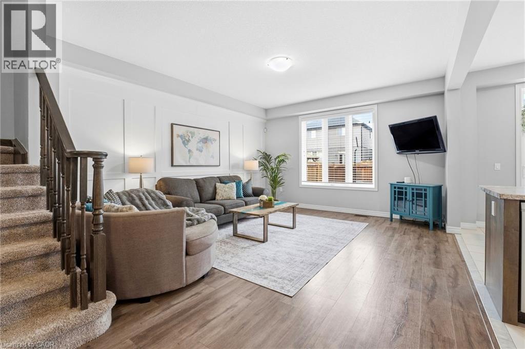 86 Fairgrounds Drive, Binbrook, ON - Indoor Photo Showing Living Room