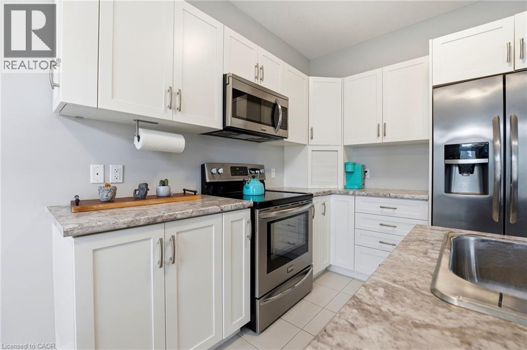 86 Fairgrounds Drive, Binbrook, ON - Indoor Photo Showing Kitchen With Stainless Steel Kitchen With Upgraded Kitchen