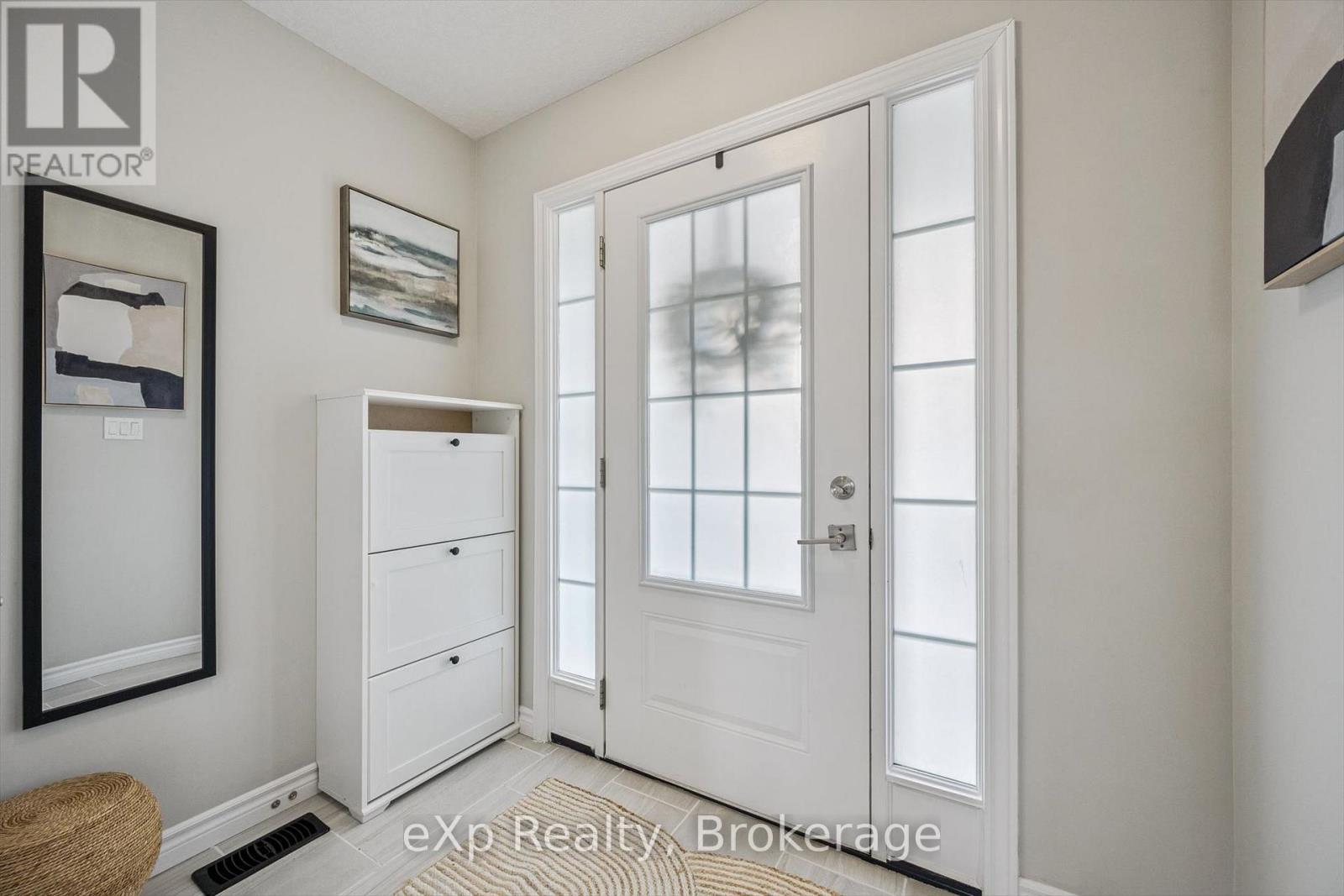 54 Miranda Path, Woolwich, ON - Indoor Photo Showing Other Room