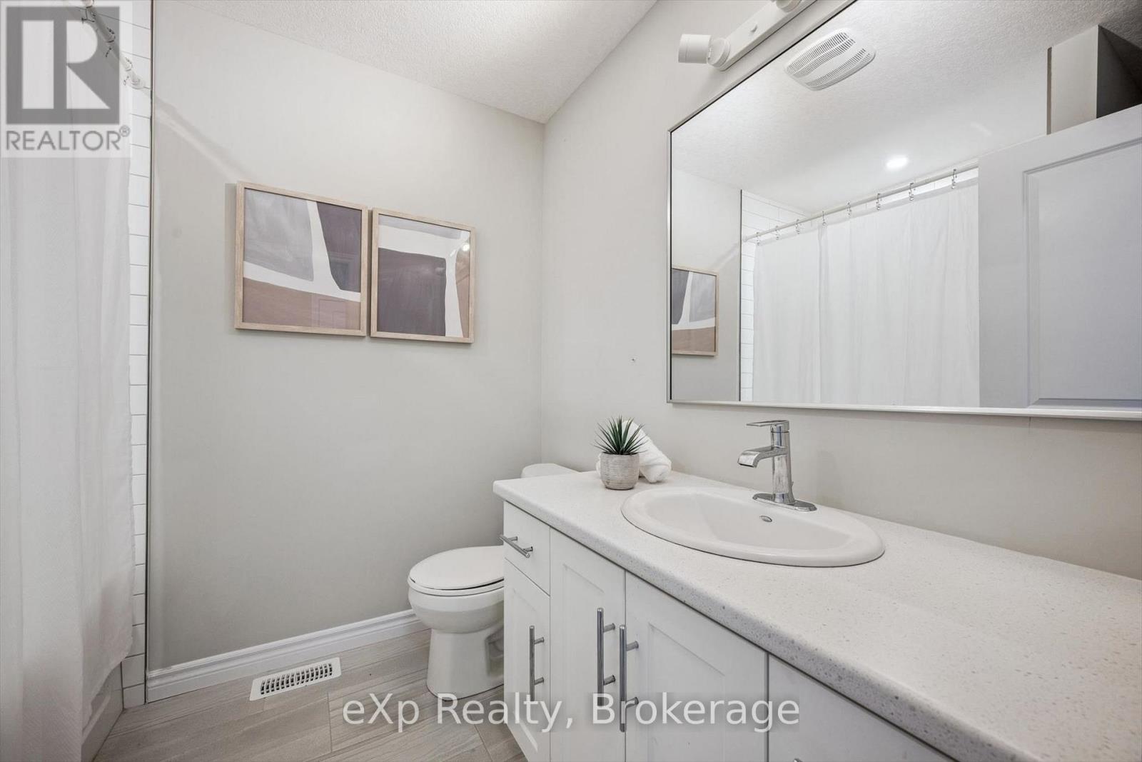 54 Miranda Path, Woolwich, ON - Indoor Photo Showing Bathroom
