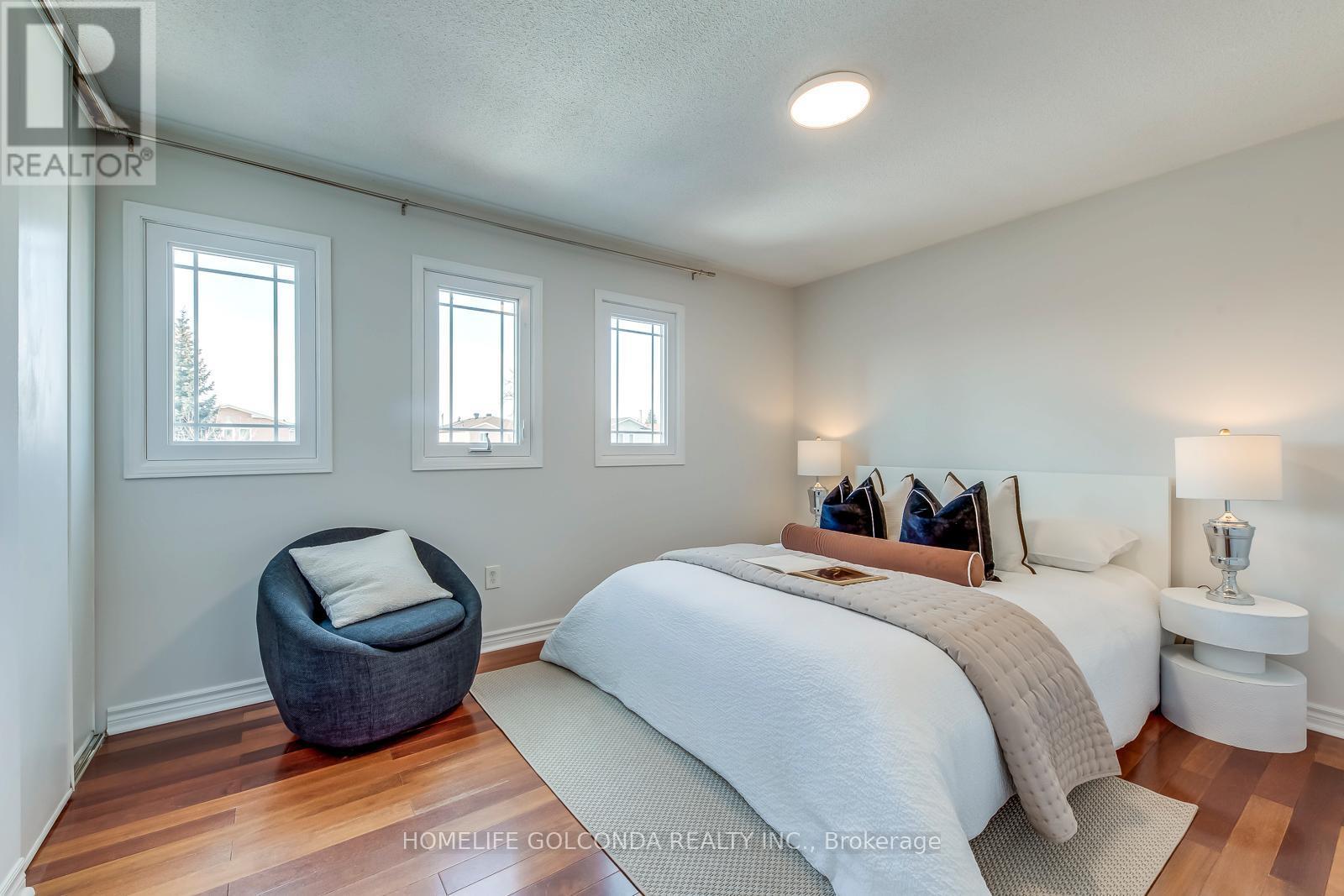 439 Bluesky Crescent, Mississauga, ON - Indoor Photo Showing Bedroom