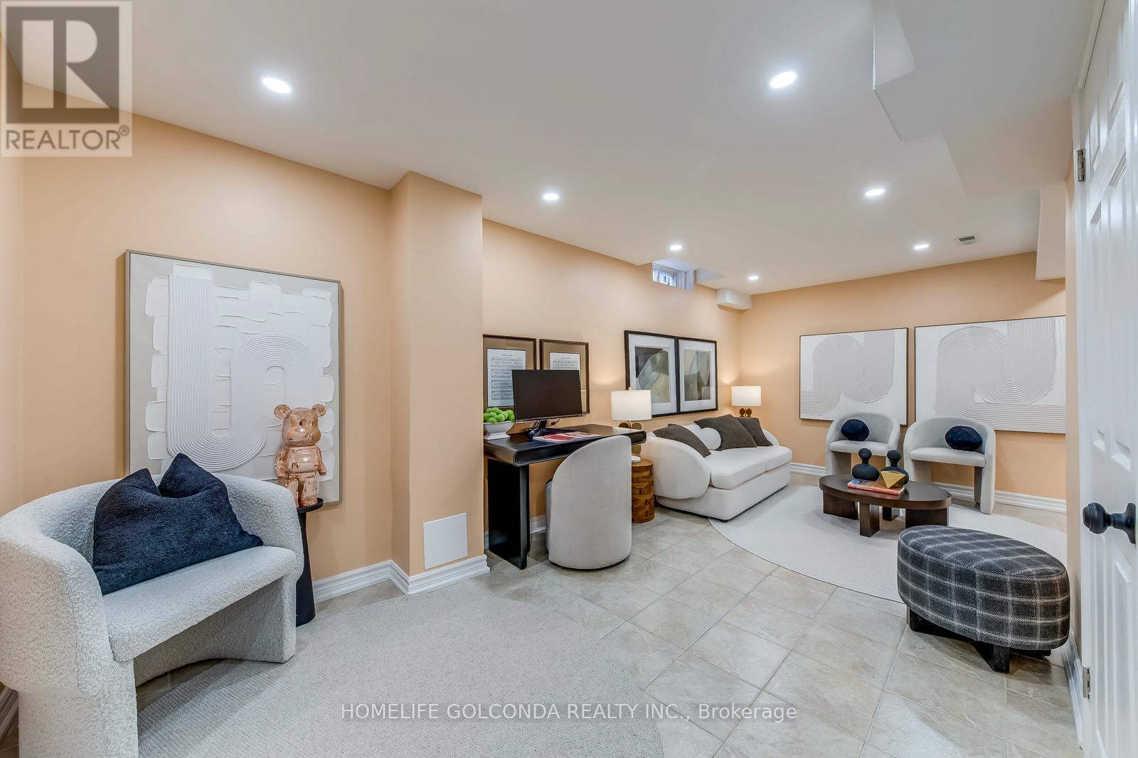 439 Bluesky Crescent, Mississauga, ON - Indoor