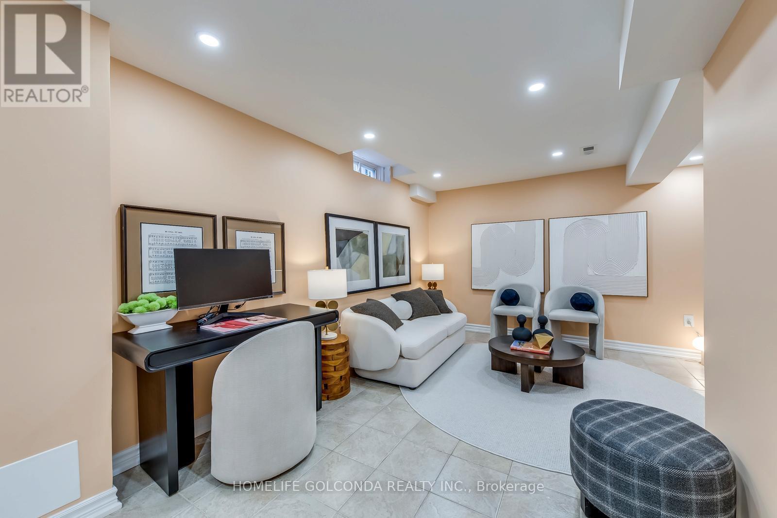 439 Bluesky Crescent, Mississauga, ON - Indoor