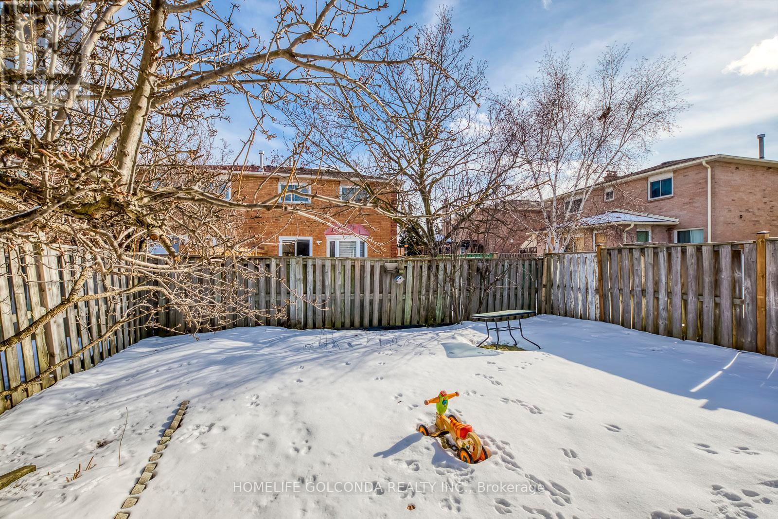 439 Bluesky Crescent, Mississauga, ON - Outdoor