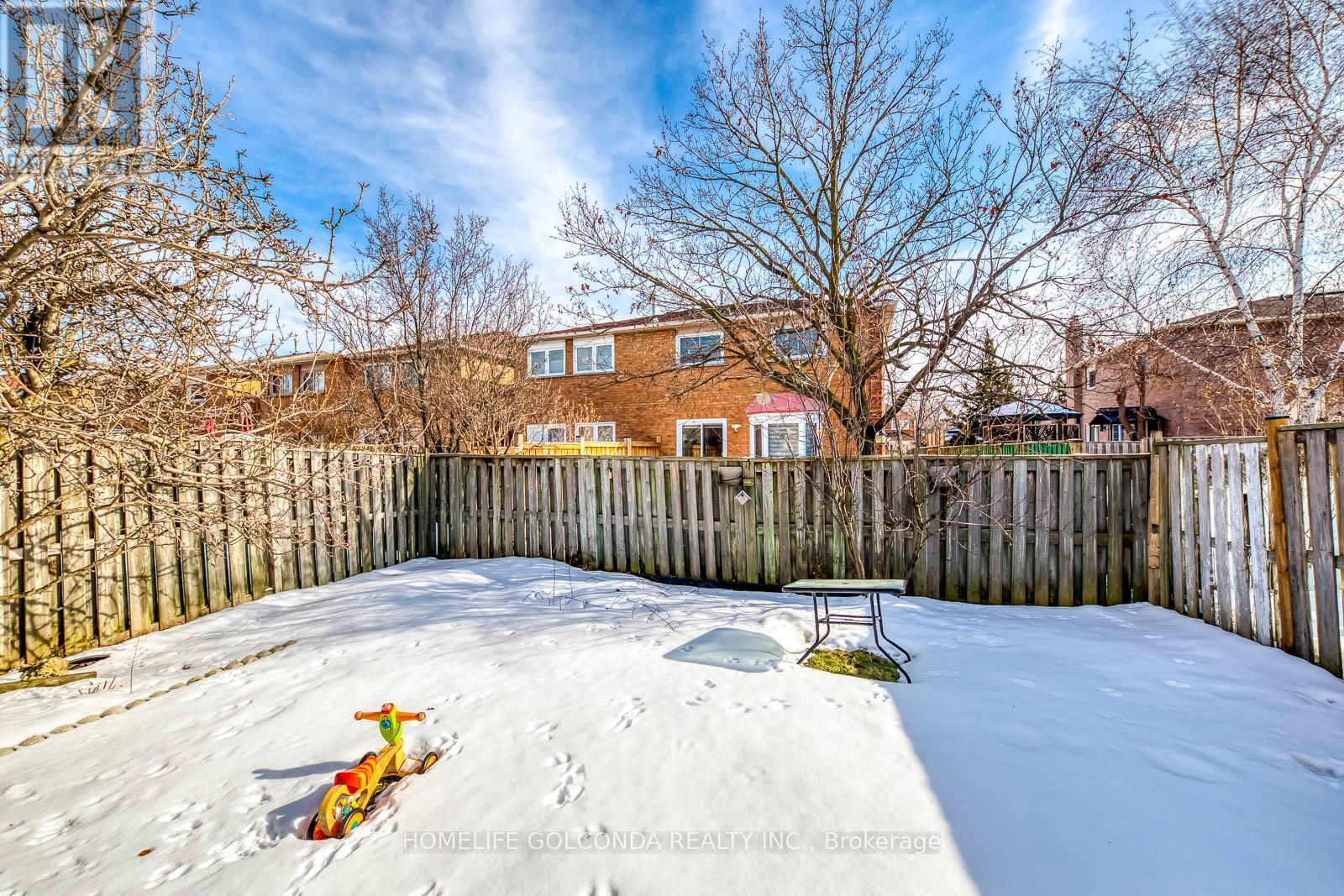 439 Bluesky Crescent, Mississauga, ON - Outdoor