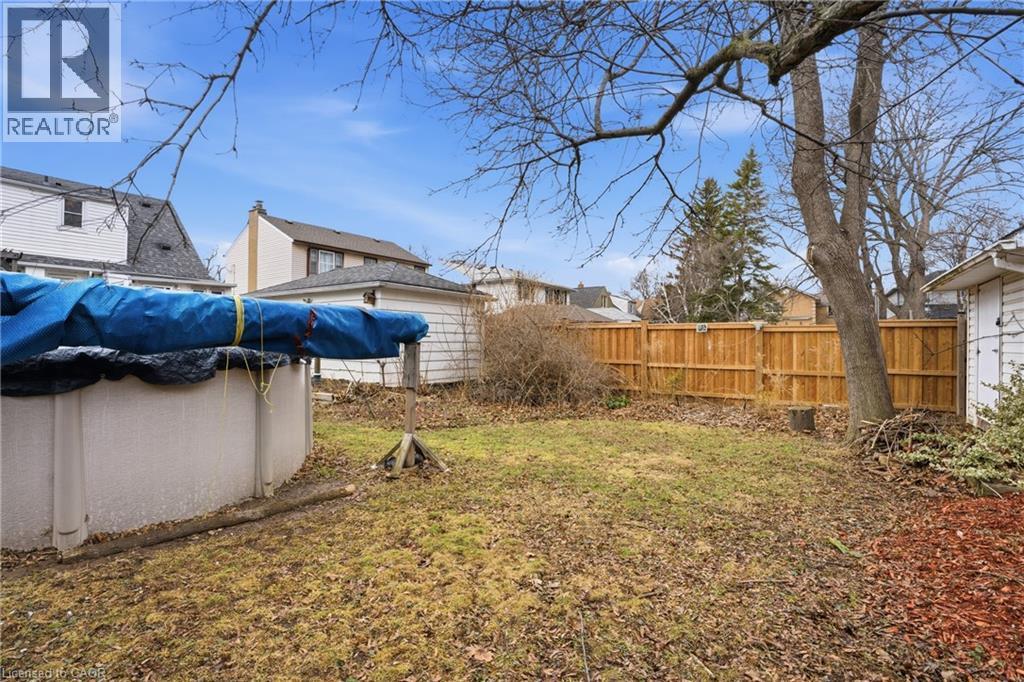 77 Arcade Crescent, Hamilton, ON - Outdoor