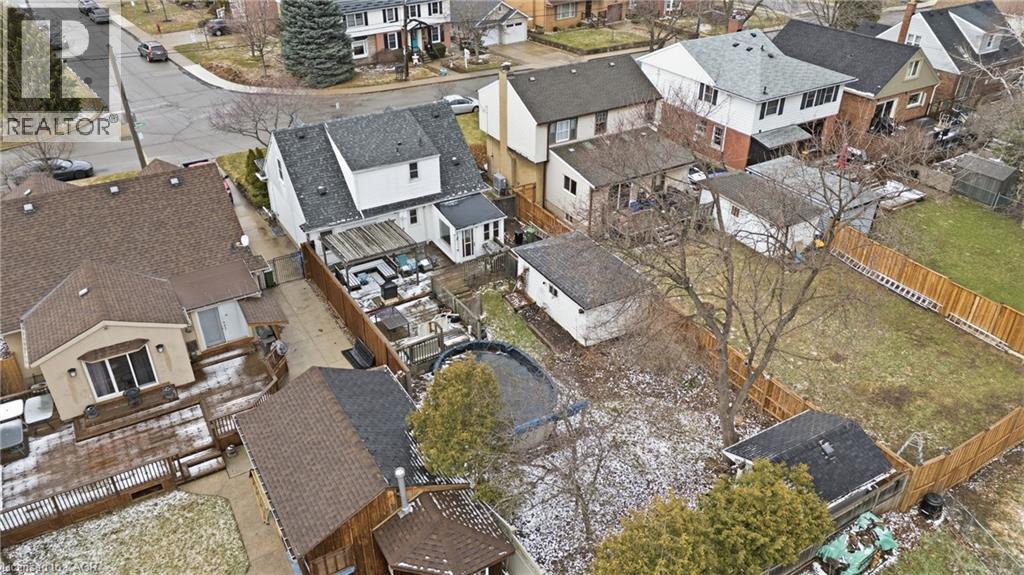 77 Arcade Crescent, Hamilton, ON - Outdoor