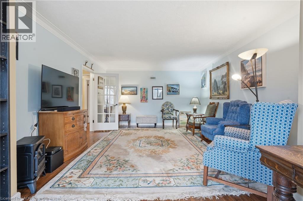 77 Arcade Crescent, Hamilton, ON - Indoor Photo Showing Other Room