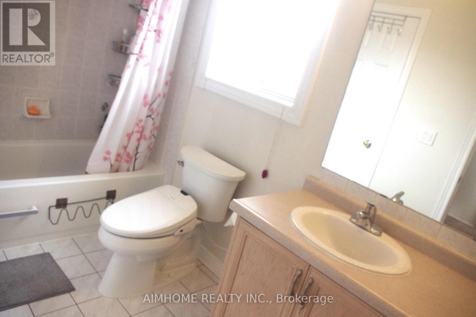 4889 James Austin Drive, Mississauga, ON - Indoor Photo Showing Bathroom