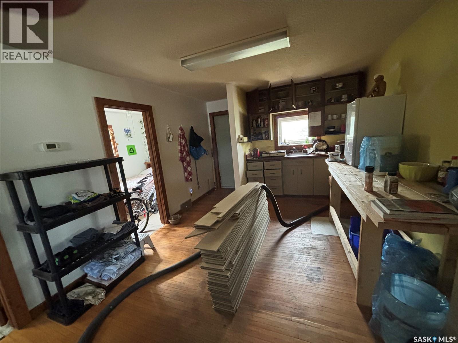 202 Dixon Avenue, Kinistino, SK - Indoor