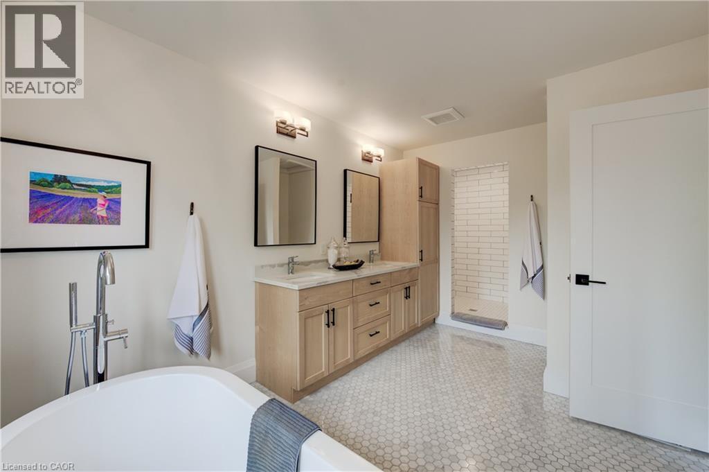 38 Euclid Avenue, Waterloo, ON - Indoor