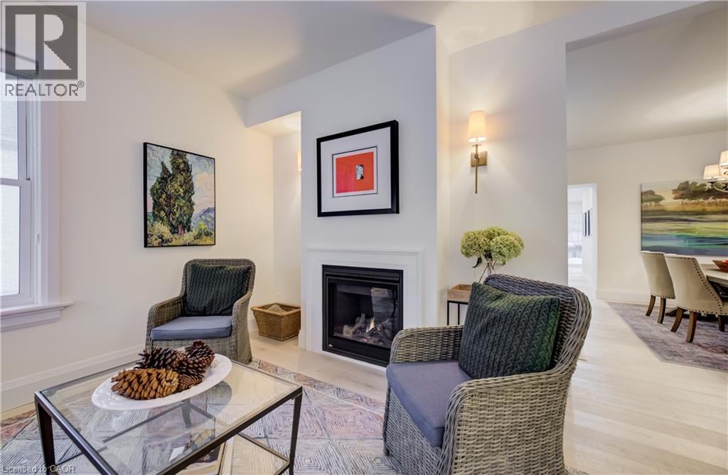 38 Euclid Avenue, Waterloo, ON - Indoor Photo Showing Living Room With Fireplace